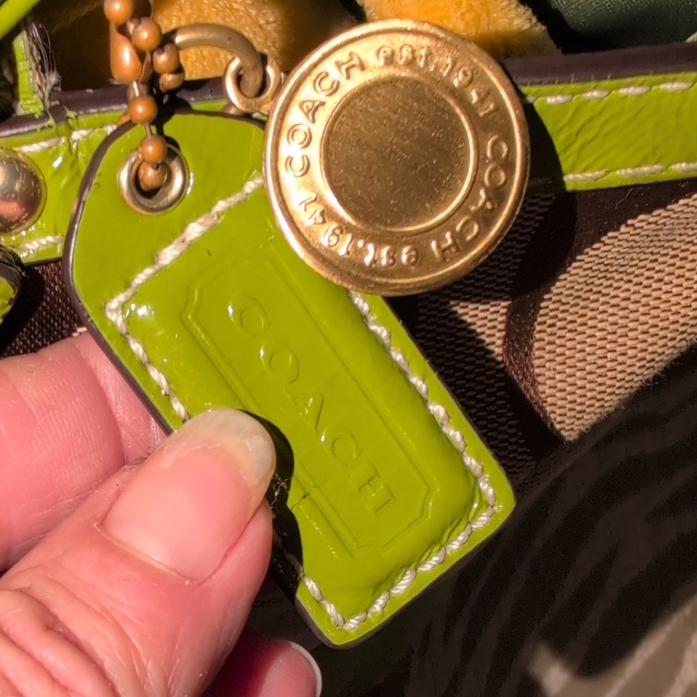 Coach Signature C Tote With Green Apple Patent Leather Trim 2006 Style 10124 - Picture 3 of 14